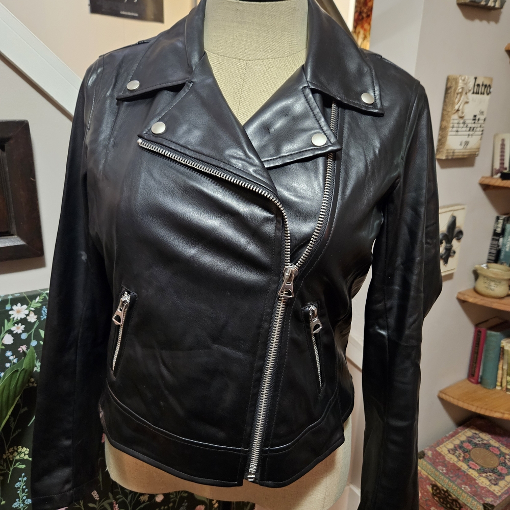 Torrid Black Faux Leather Stretchy Moto Jacket Asymmetrical Zipper